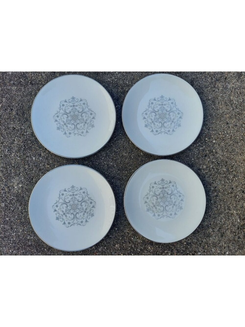 4 Royal Worcester Bridal Lace 8 1/8" Salad Plates